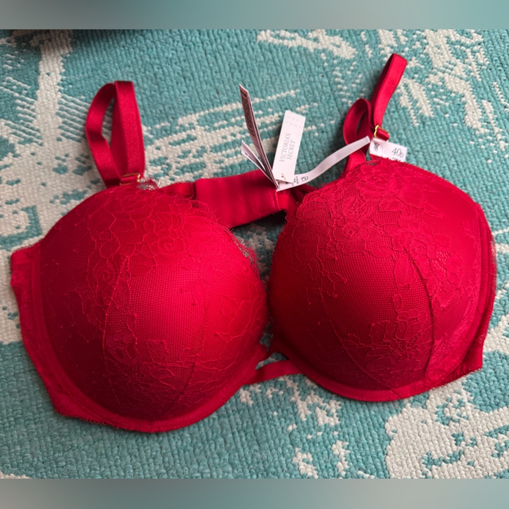NWT Victoria's Secret Scarlet Lace Bra Red push up